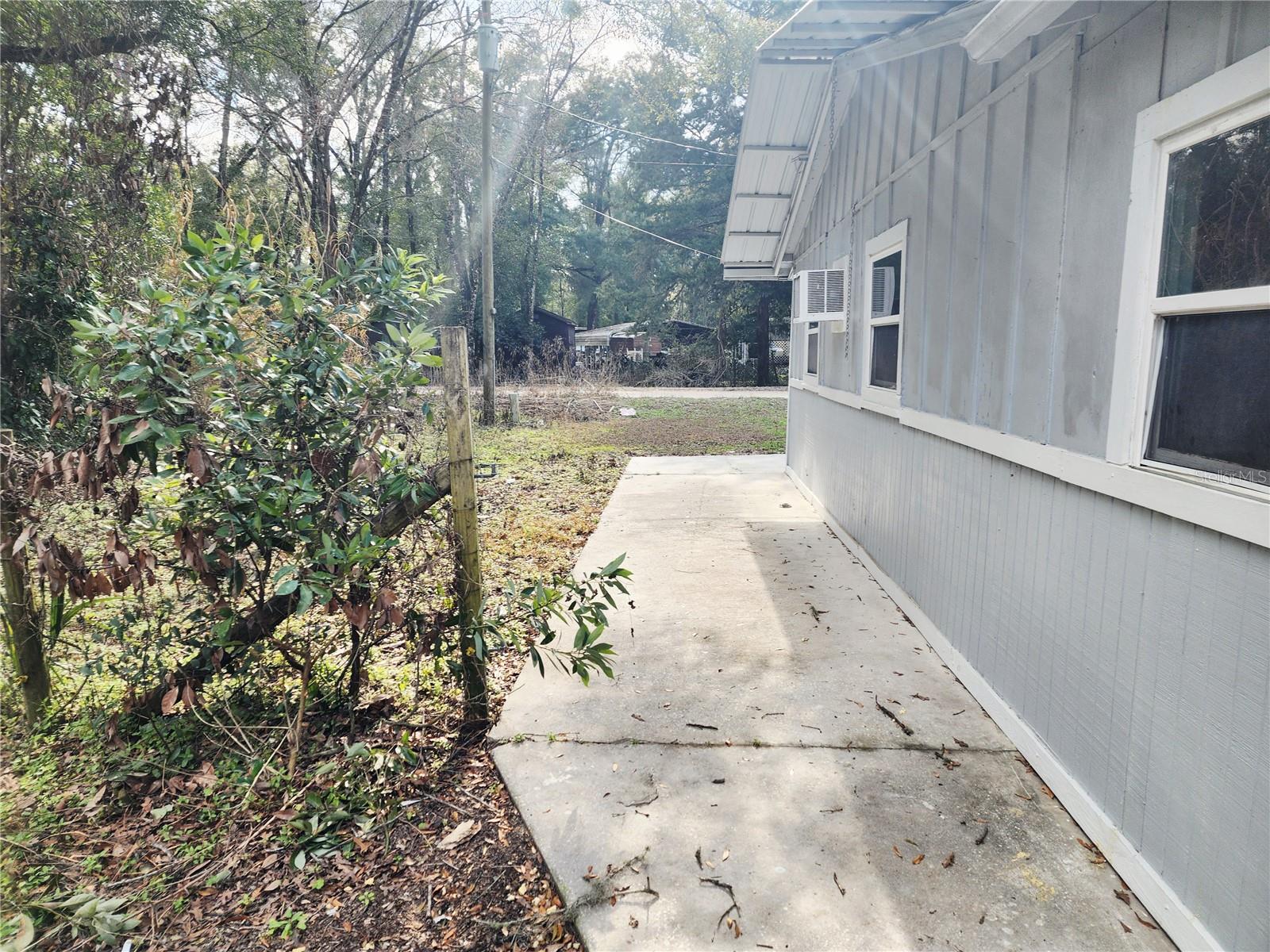 Image 24 of 25 For 8150 80th Trail