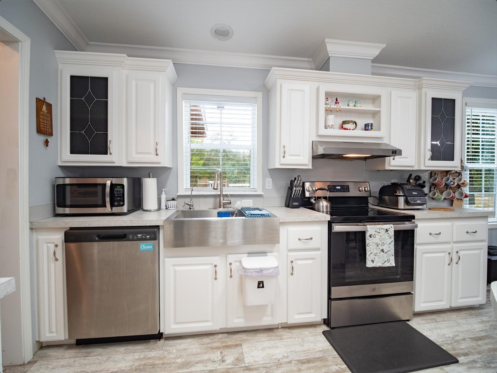 Listing photo id 16 for 5431 163rd Path