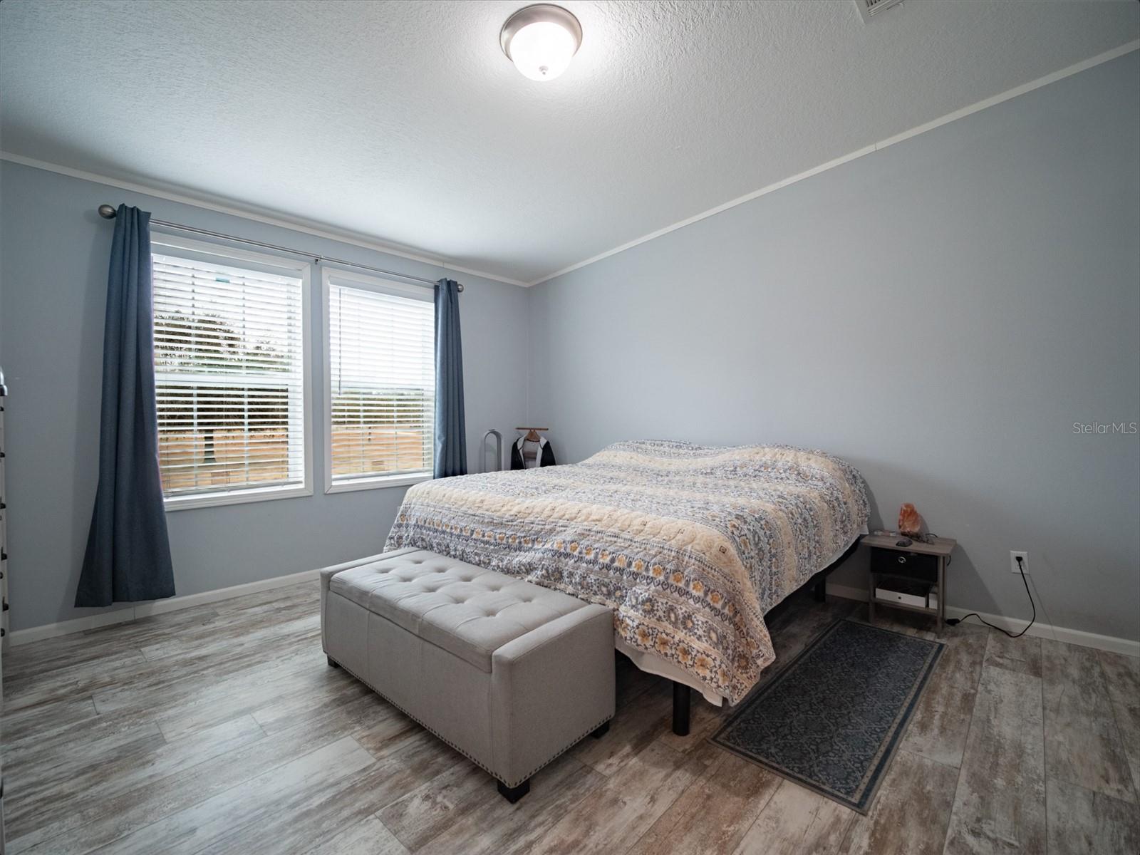 Listing photo id 24 for 5431 163rd Path