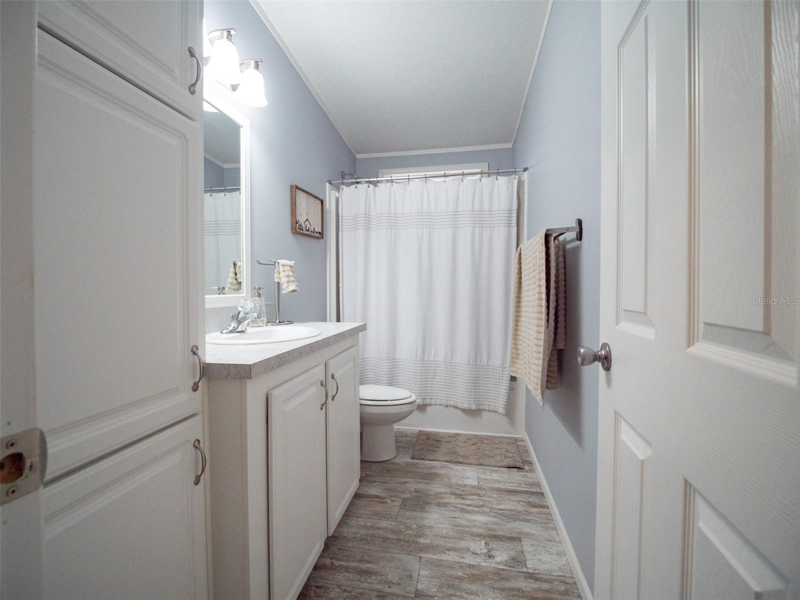 Listing photo id 35 for 5431 163rd Path