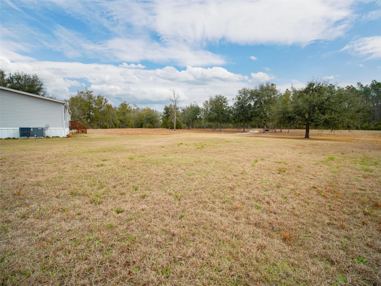 Listing photo id 46 for 5431 163rd Path