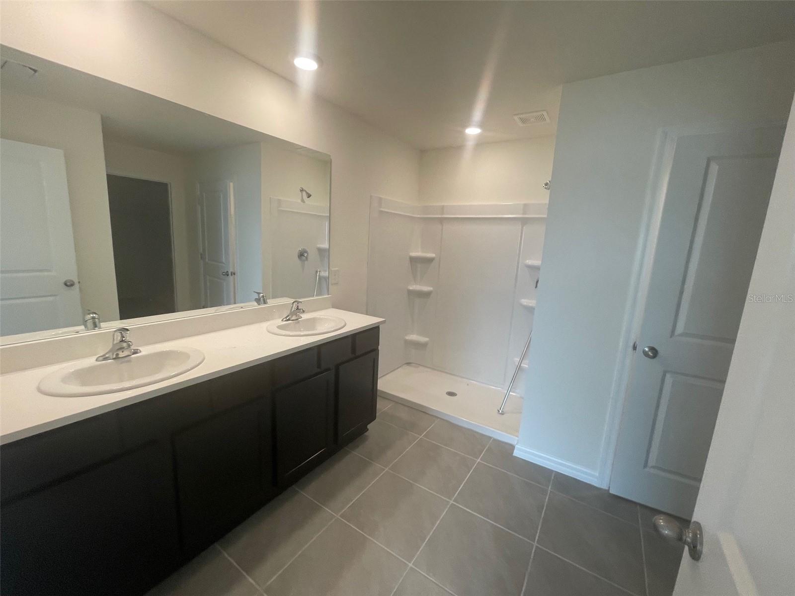 Image 4 of 10 For 24831 17th Lane