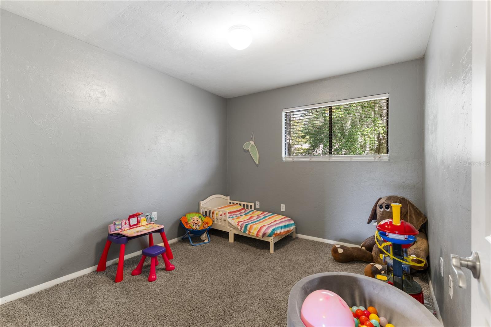 Image 20 of 33 For 507 39th Road 320