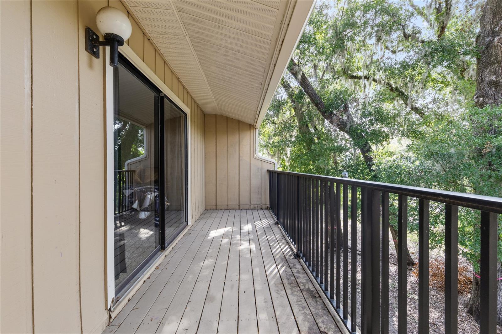 Image 26 of 33 For 507 39th Road 320