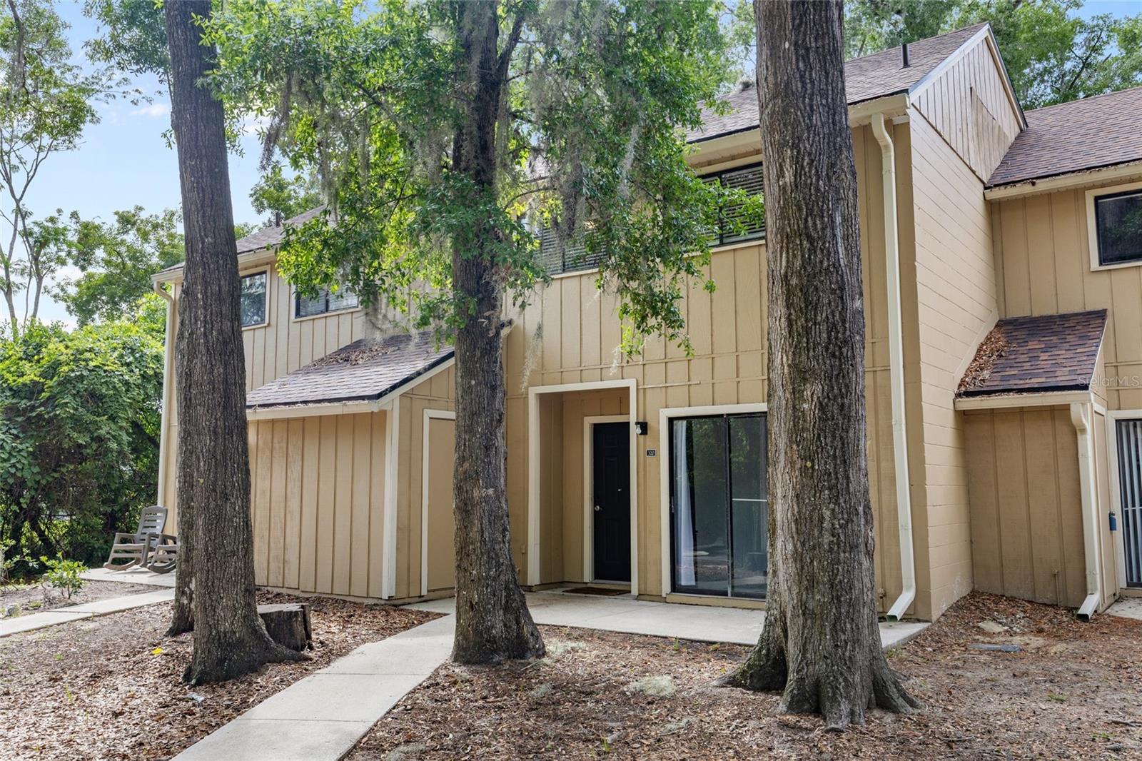 Image 4 of 33 For 507 39th Road 320