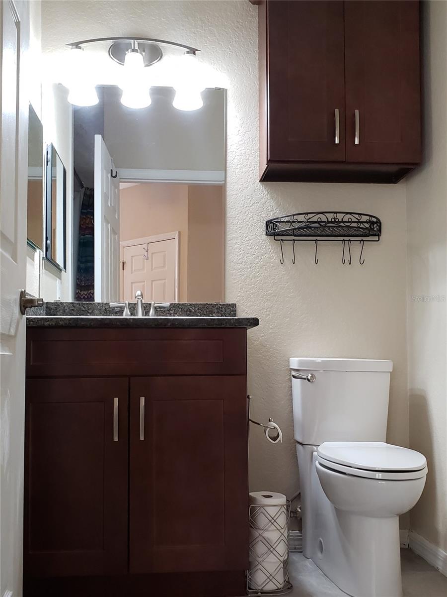 Image 14 of 27 For 621 10th Street 108