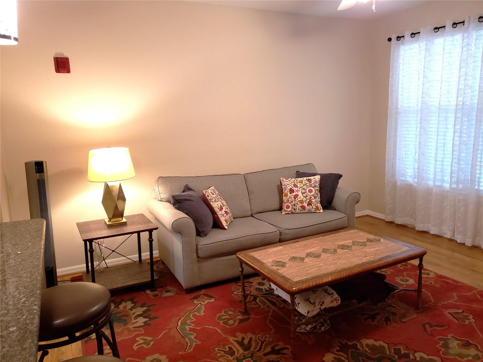 Image 4 of 27 For 621 10th Street 108