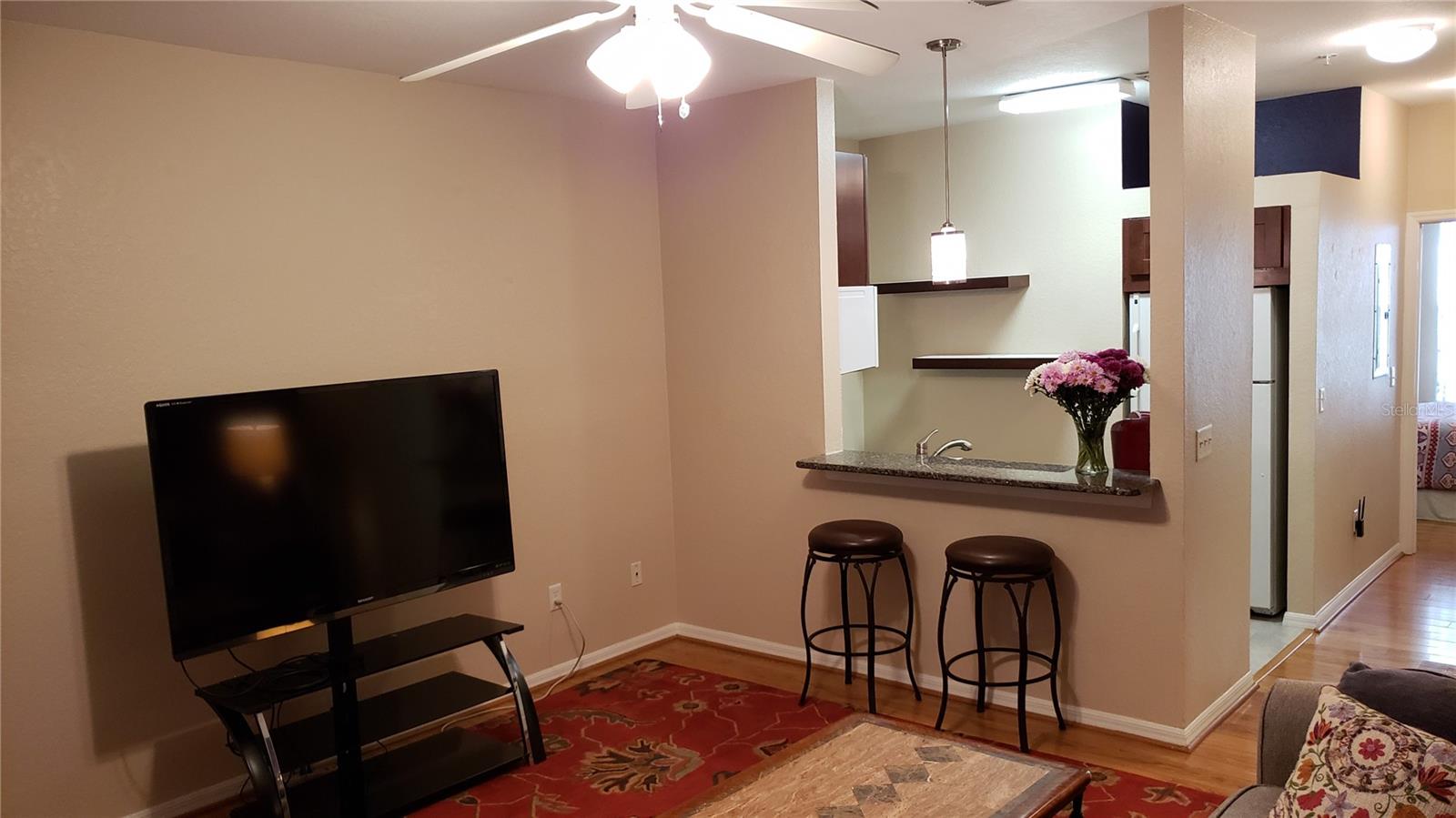 Image 8 of 27 For 621 10th Street 108