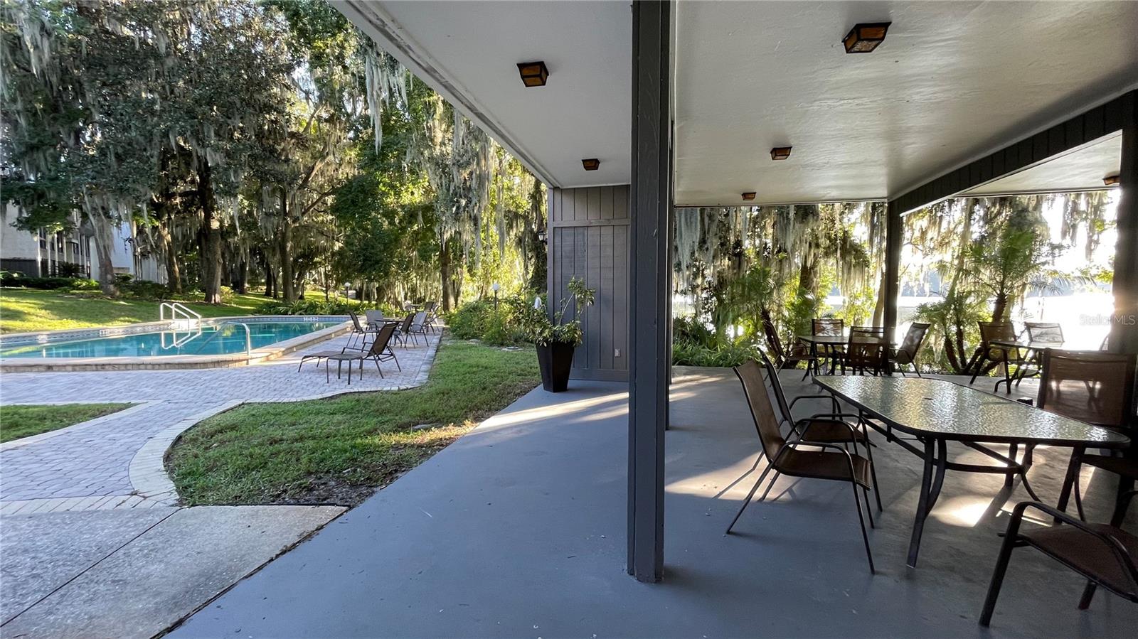 Image 25 of 36 For 2708 14th Drive 220