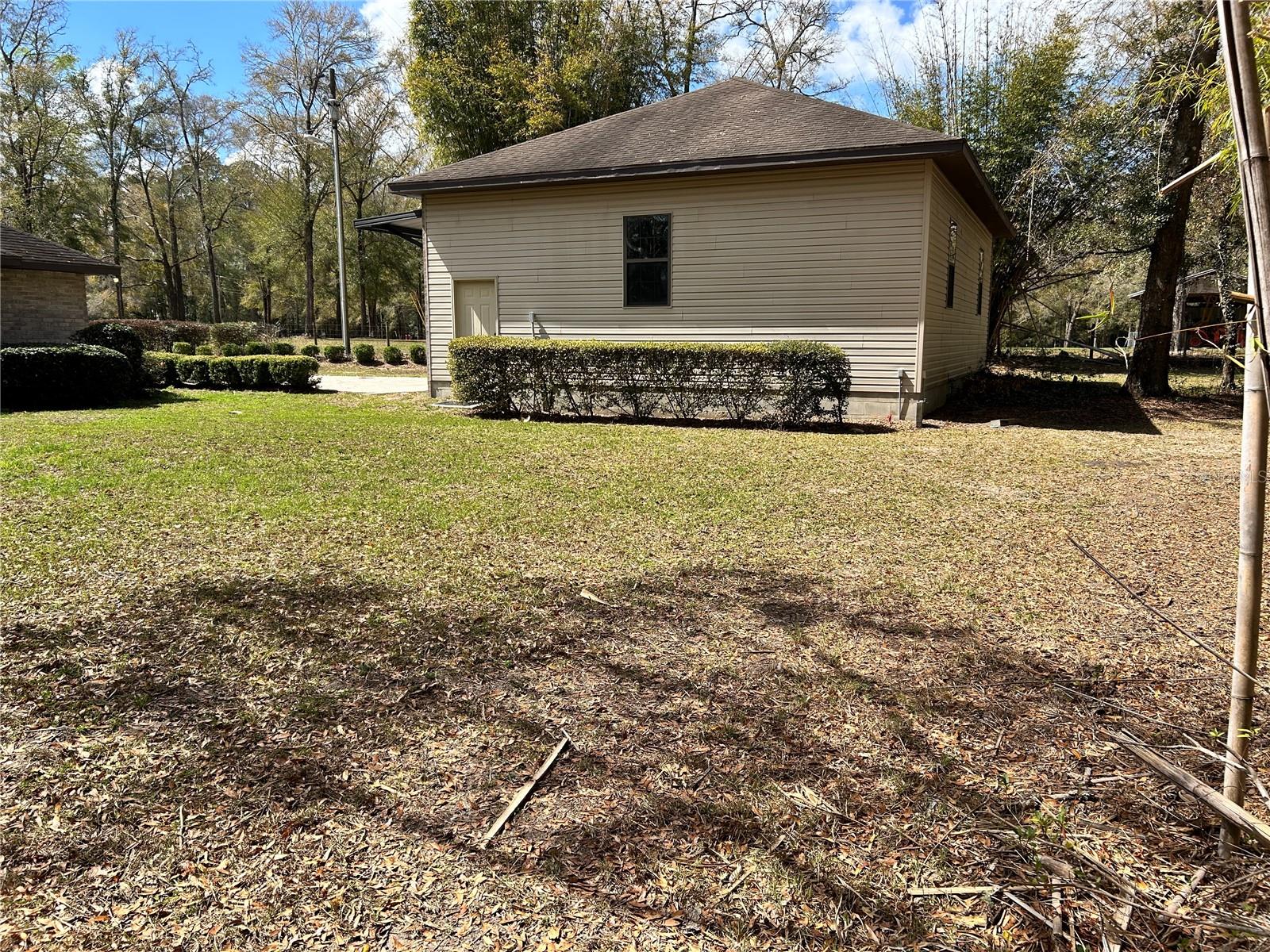 Image 10 of 42 For 19112 156th Avenue