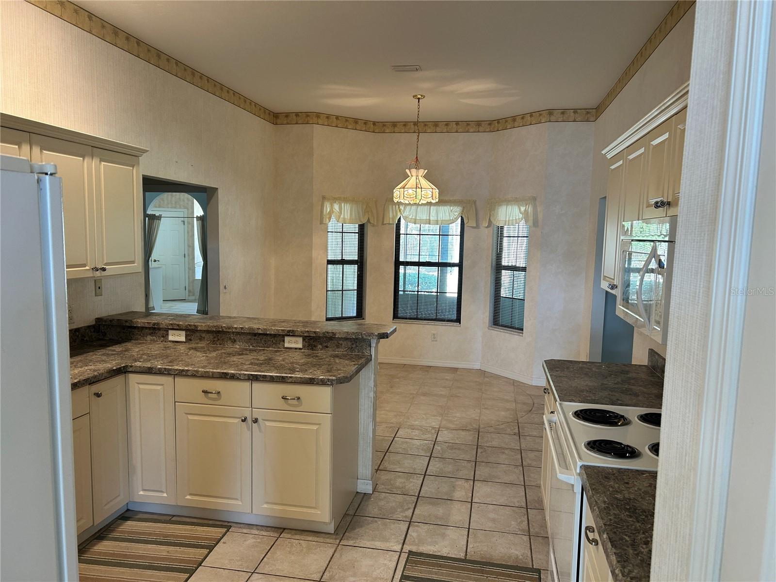 Image 5 of 42 For 19112 156th Avenue