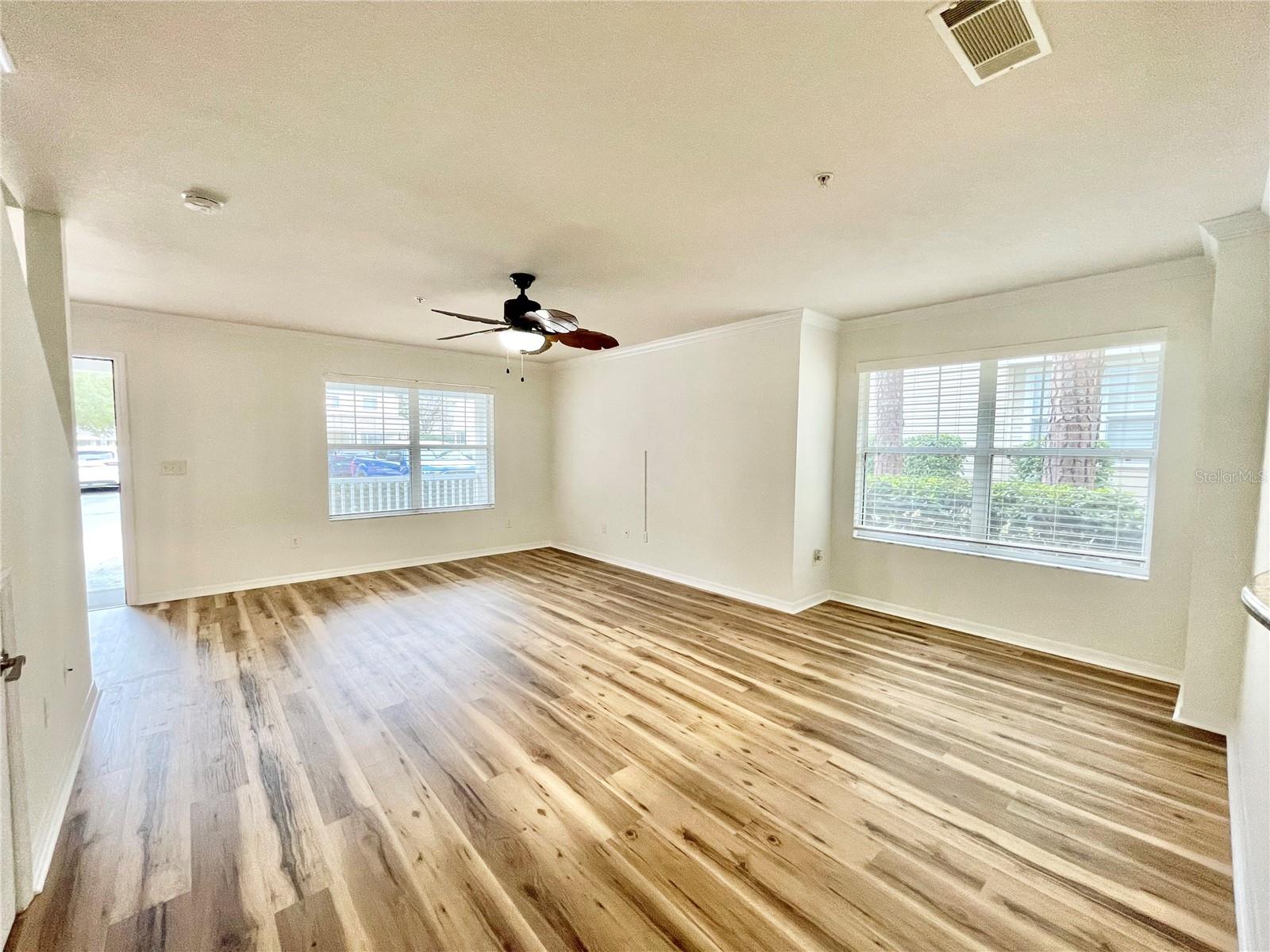 Image 6 of 32 For 4687 48th Drive 126