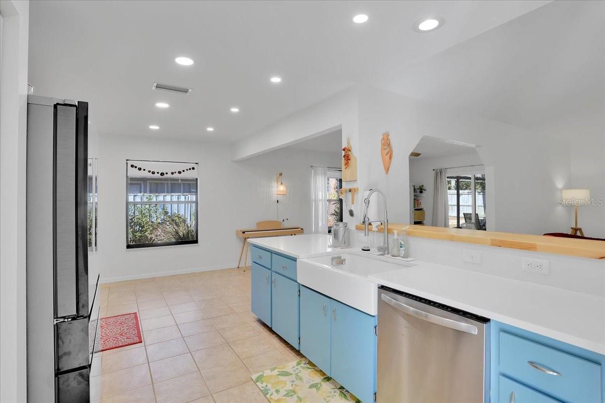 Image 14 of 35 For 4518 20th Terrace