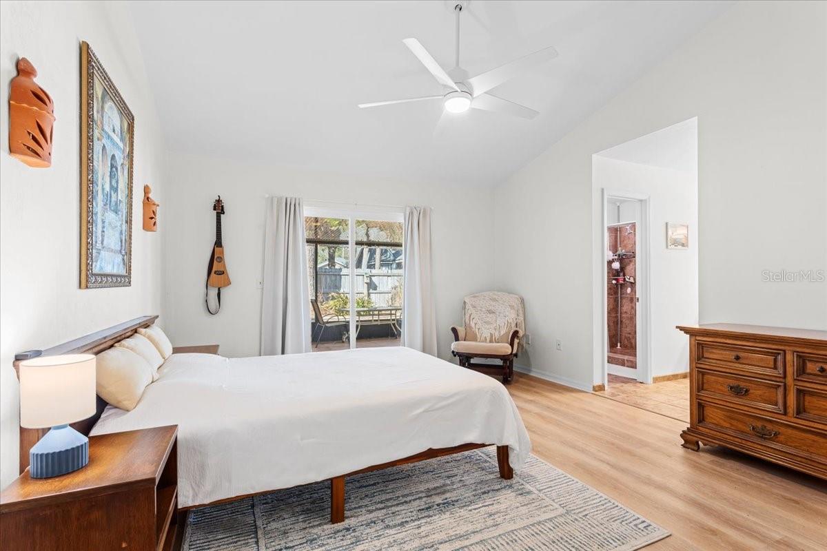 Image 17 of 35 For 4518 20th Terrace