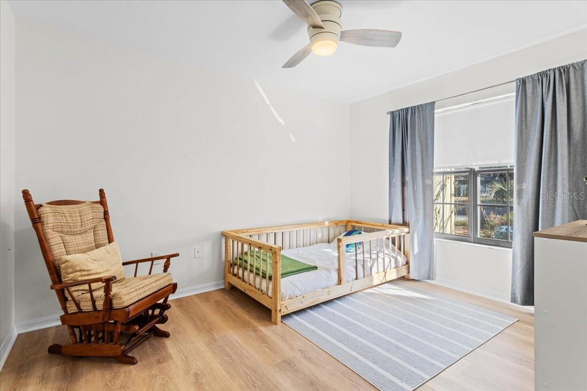 Image 23 of 35 For 4518 20th Terrace