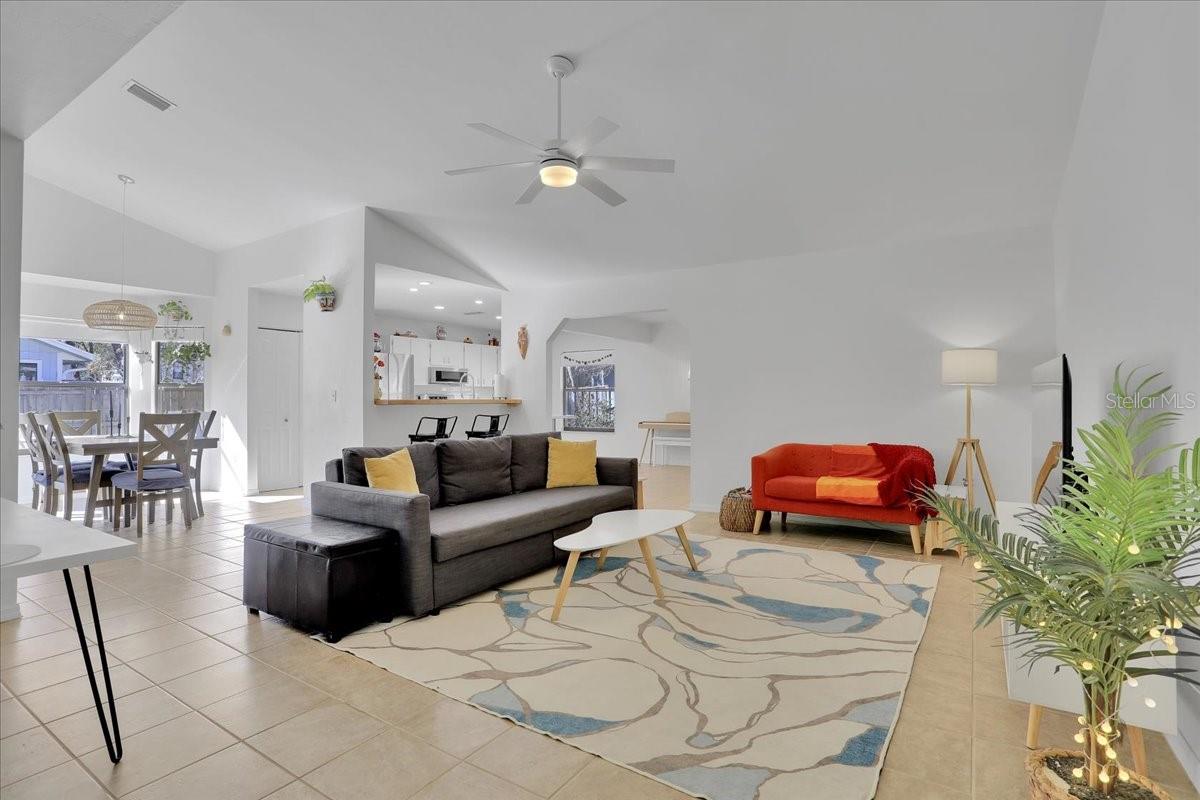 Image 5 of 35 For 4518 20th Terrace