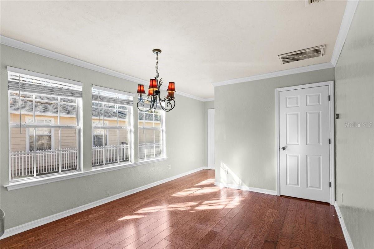 Image 15 of 30 For 3742 26th Terrace