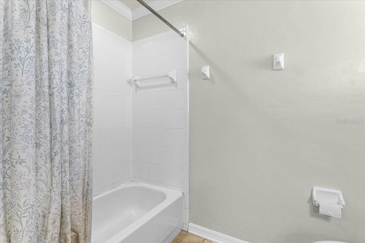 Image 22 of 30 For 3742 26th Terrace