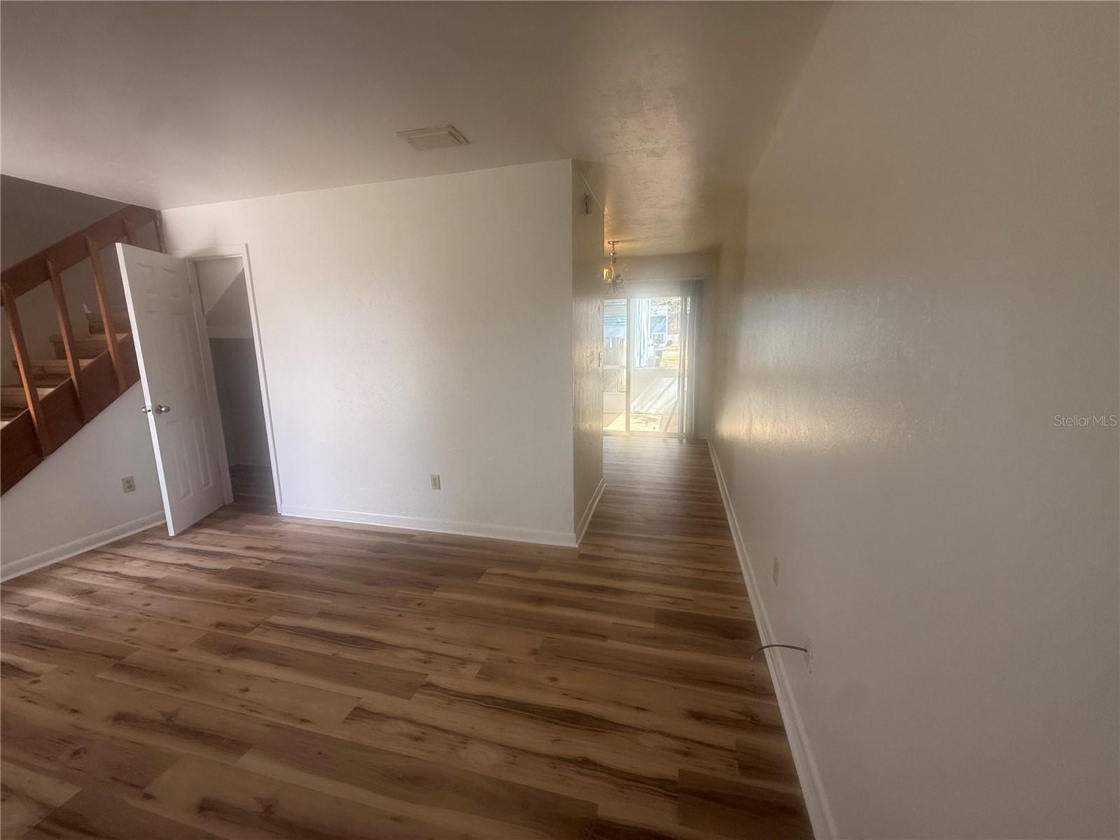 Image 10 of 21 For 3933 26th Drive D