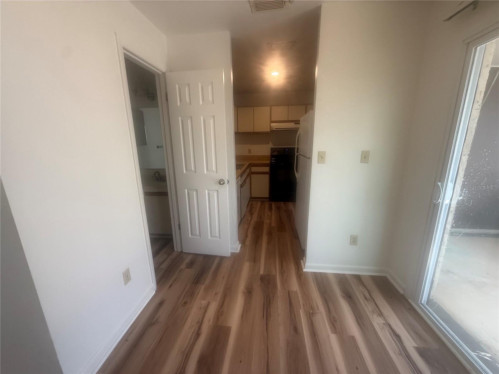 Image 11 of 21 For 3933 26th Drive D