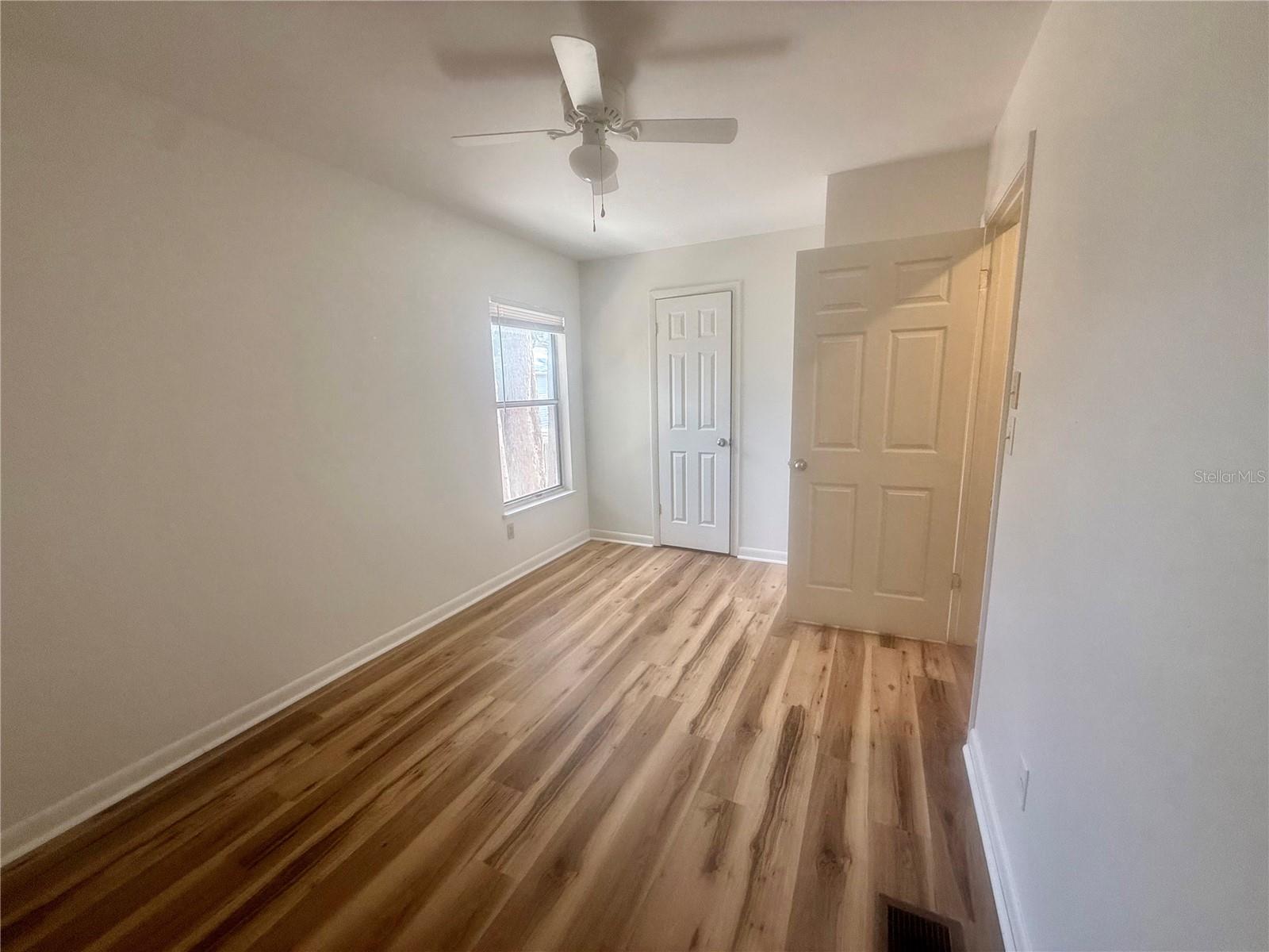 Image 15 of 21 For 3933 26th Drive D