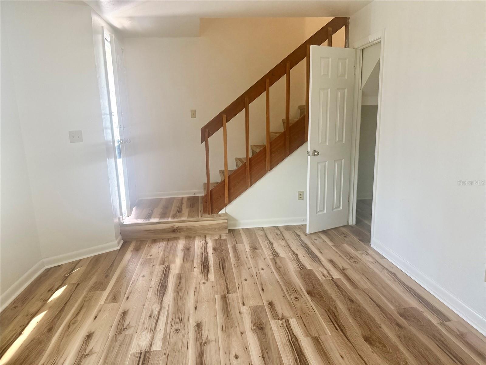 Image 3 of 21 For 3933 26th Drive D