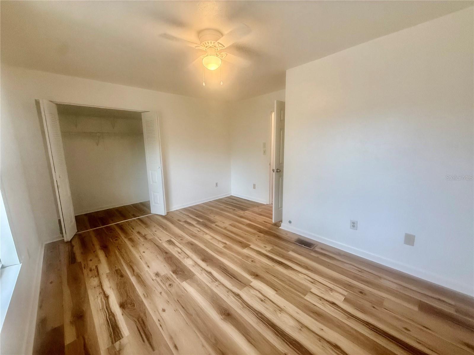 Image 5 of 21 For 3933 26th Drive D