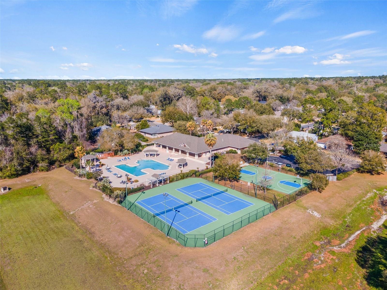 Image 40 of 49 For 4360 36th Terrace