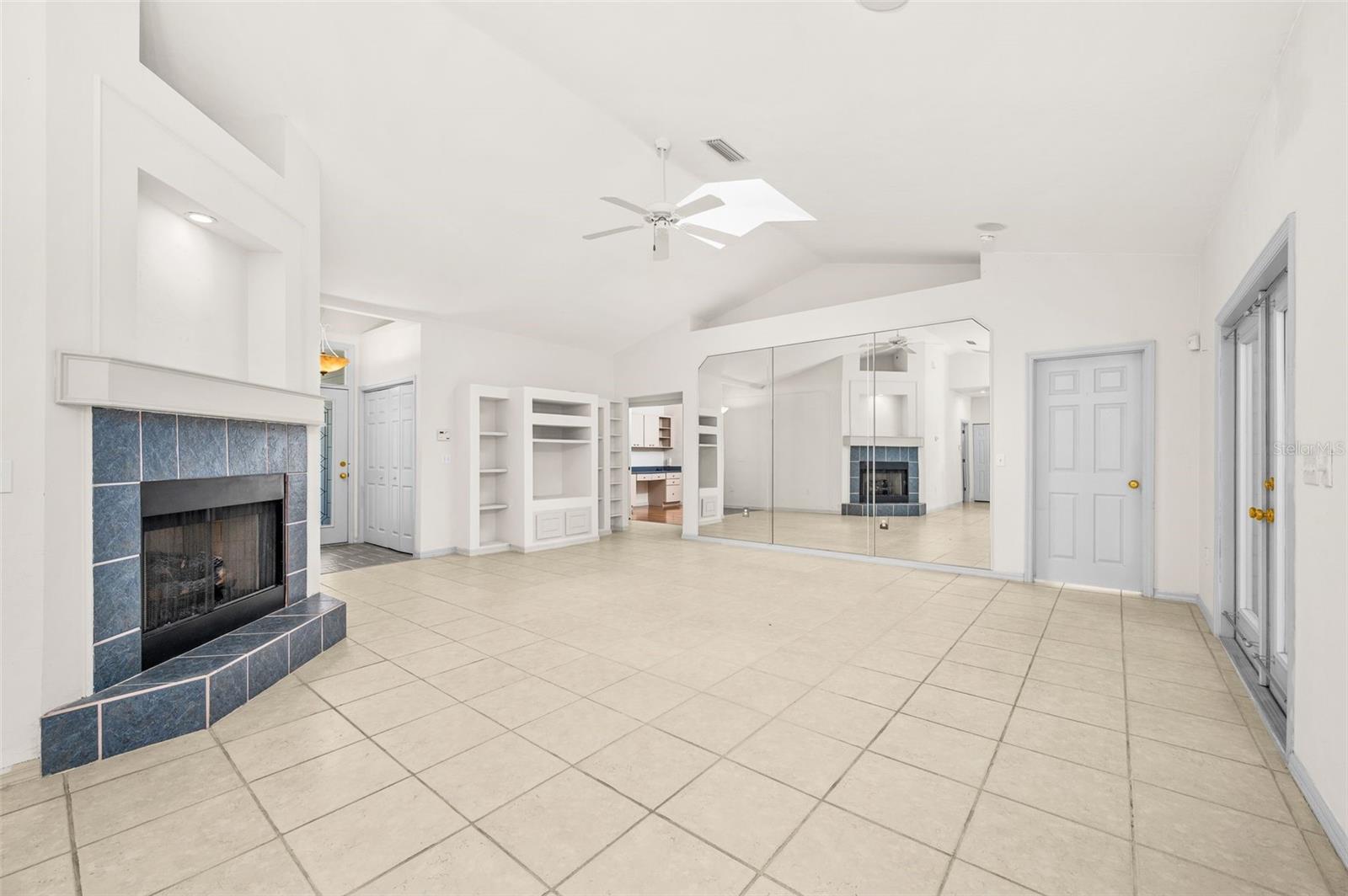 Image 8 of 49 For 4360 36th Terrace