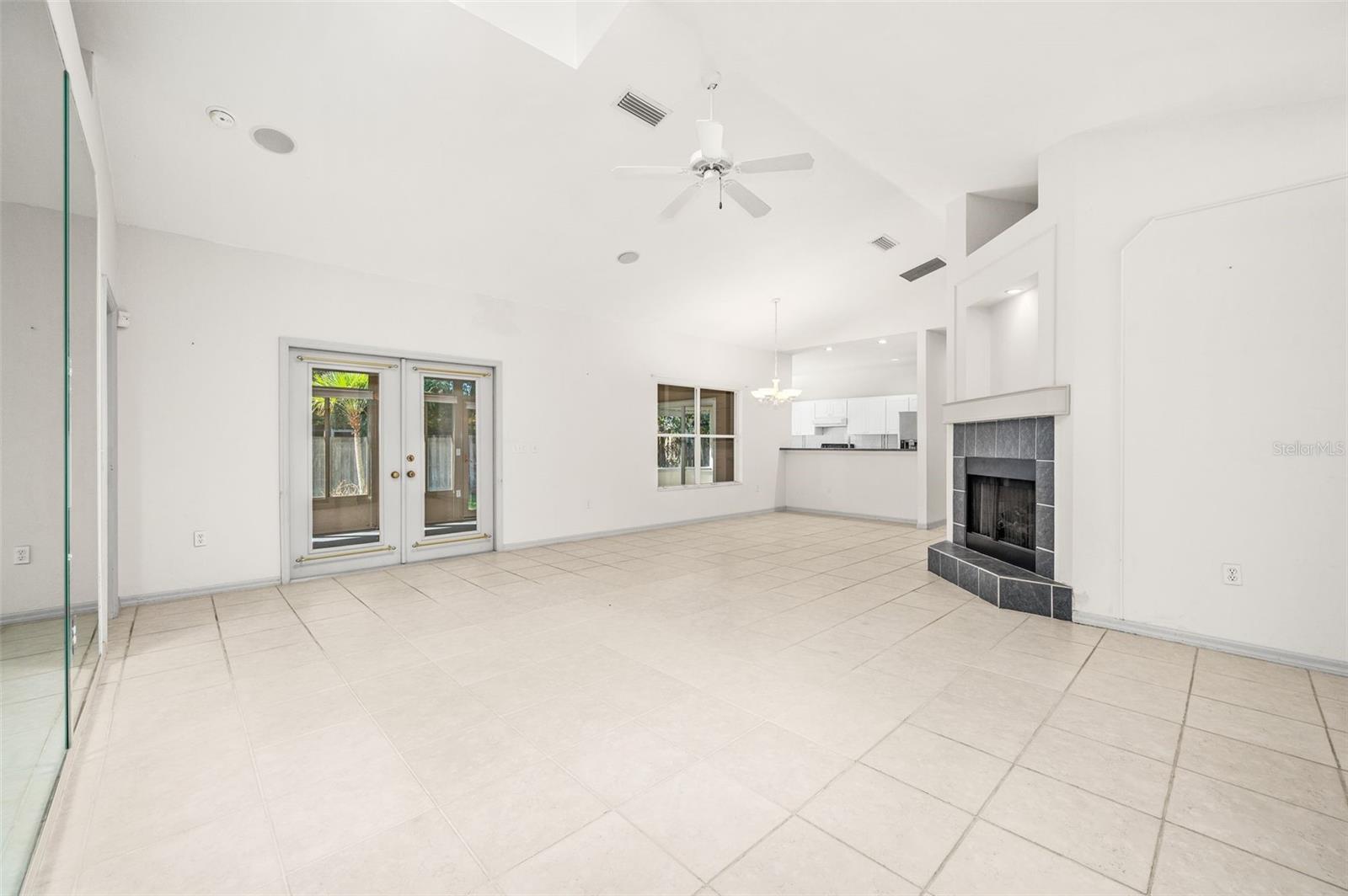 Image 9 of 49 For 4360 36th Terrace