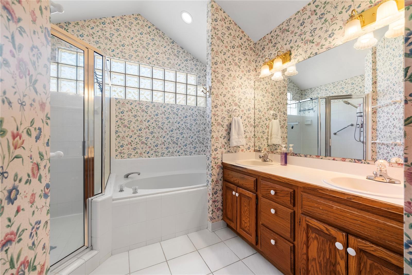 Image 18 of 33 For 11409 8th Place