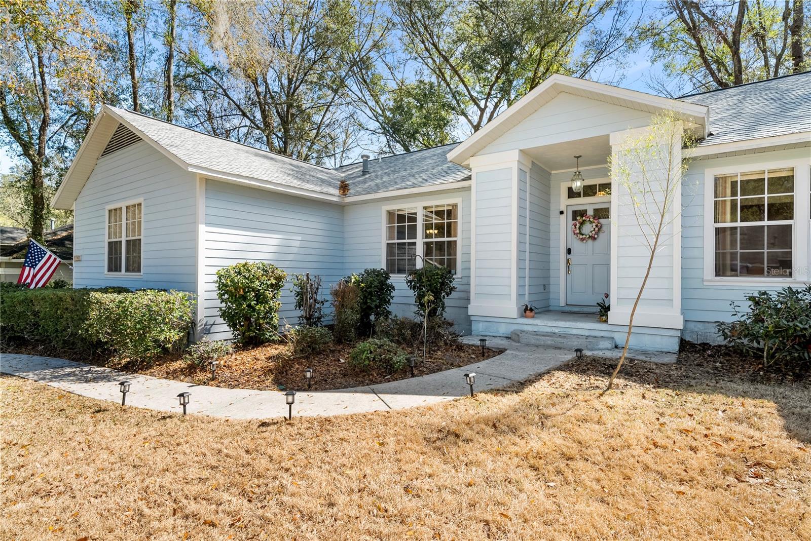 Image 4 of 33 For 11409 8th Place