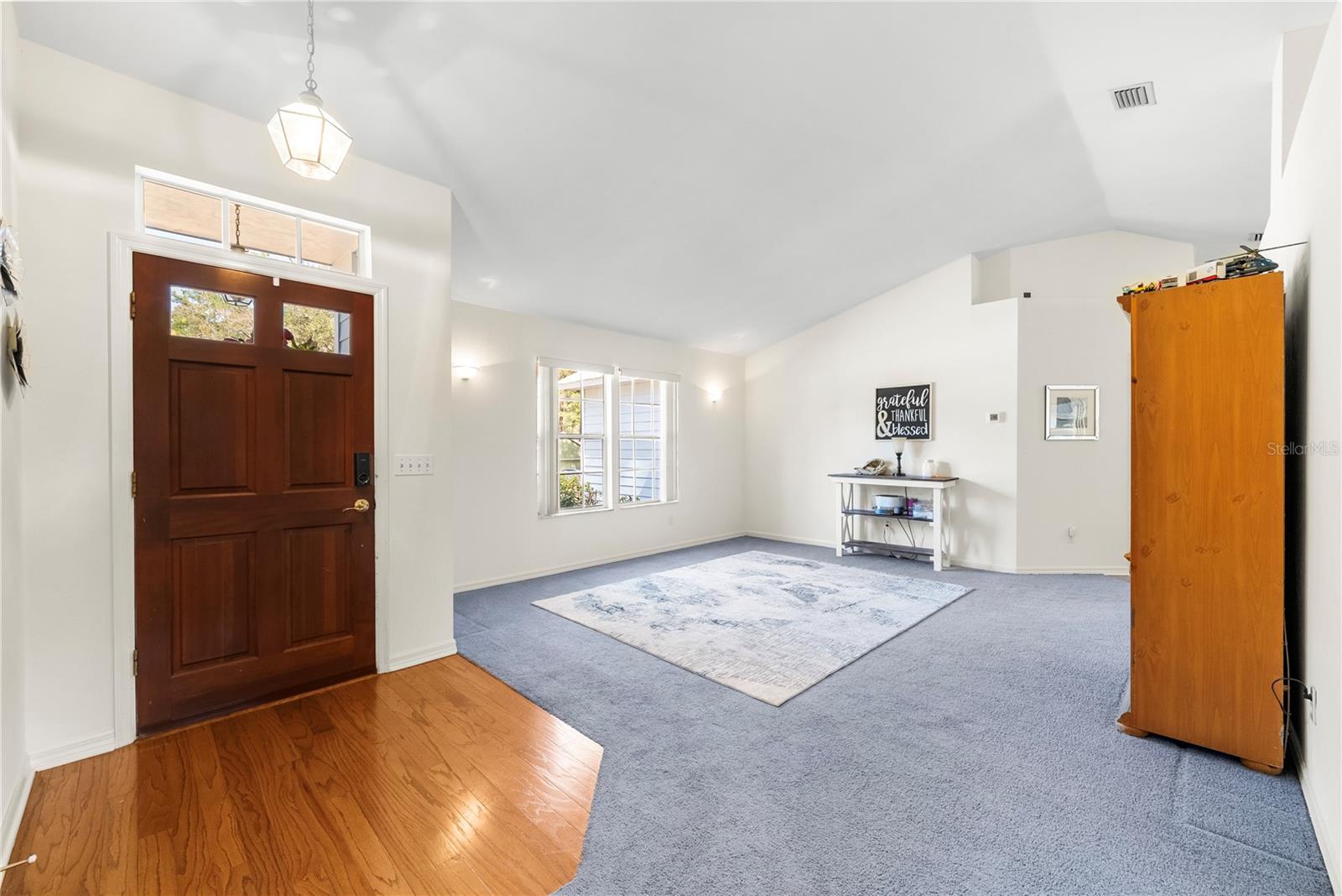 Image 5 of 33 For 11409 8th Place