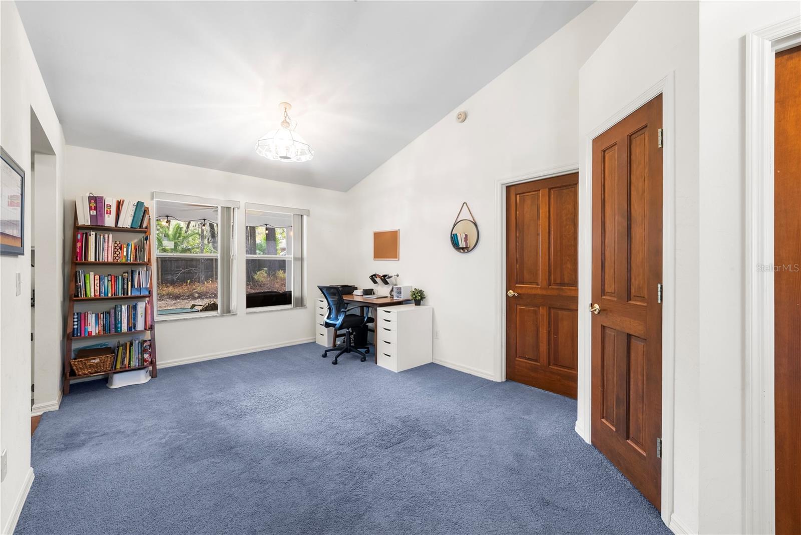 Image 7 of 33 For 11409 8th Place