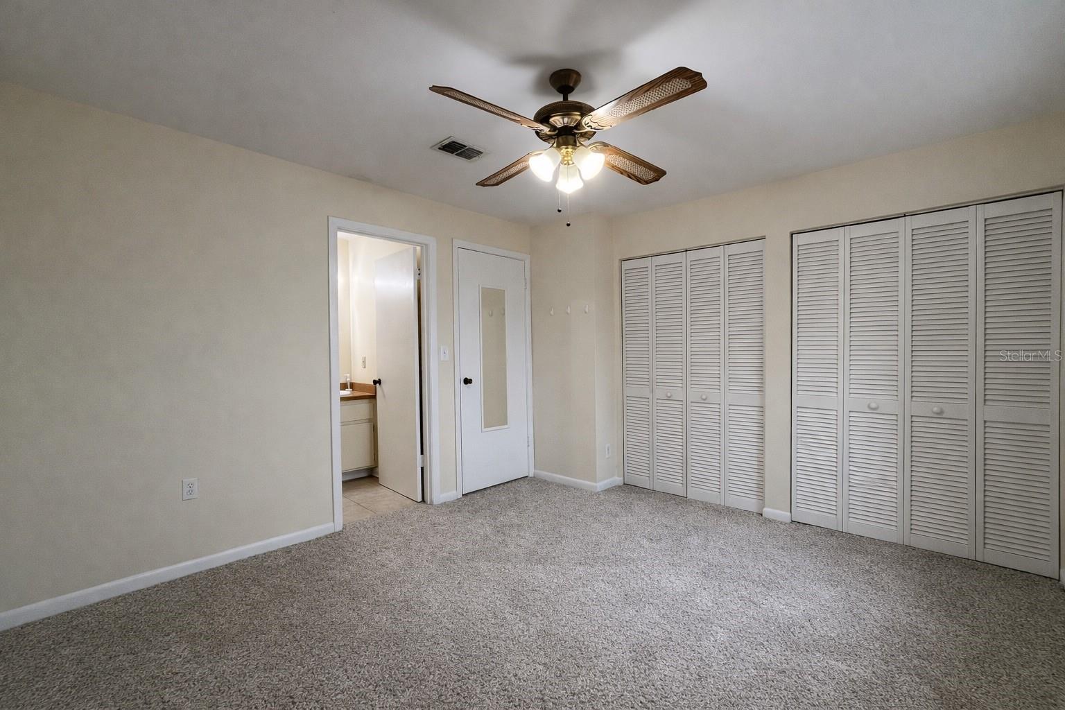 Image 14 of 28 For 2635 35 Place 604