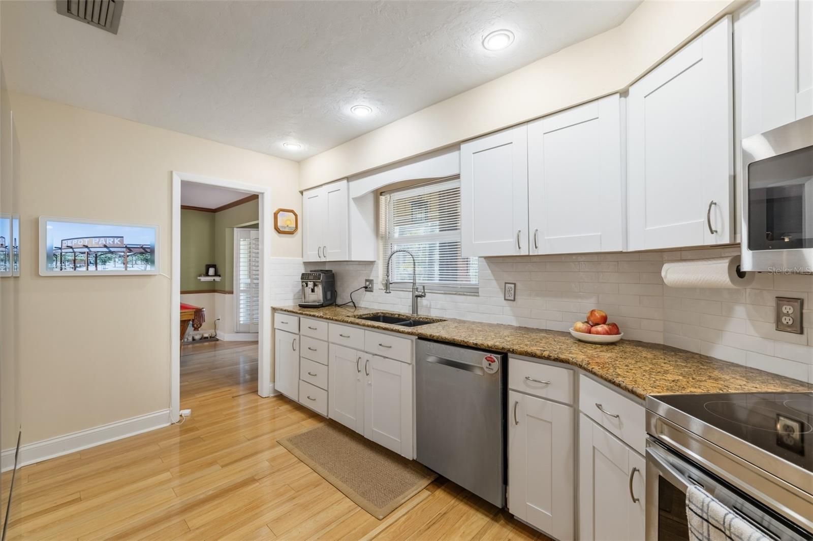 Image 11 of 58 For 2334 15th Place