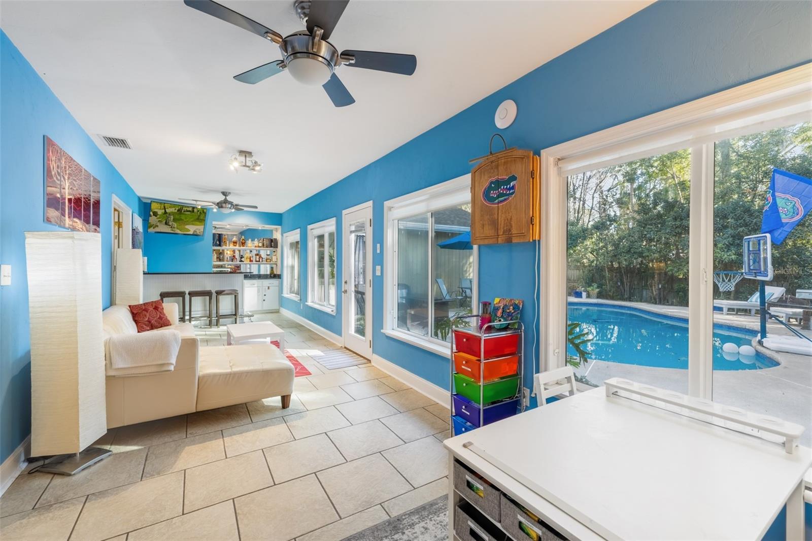 Image 17 of 58 For 2334 15th Place