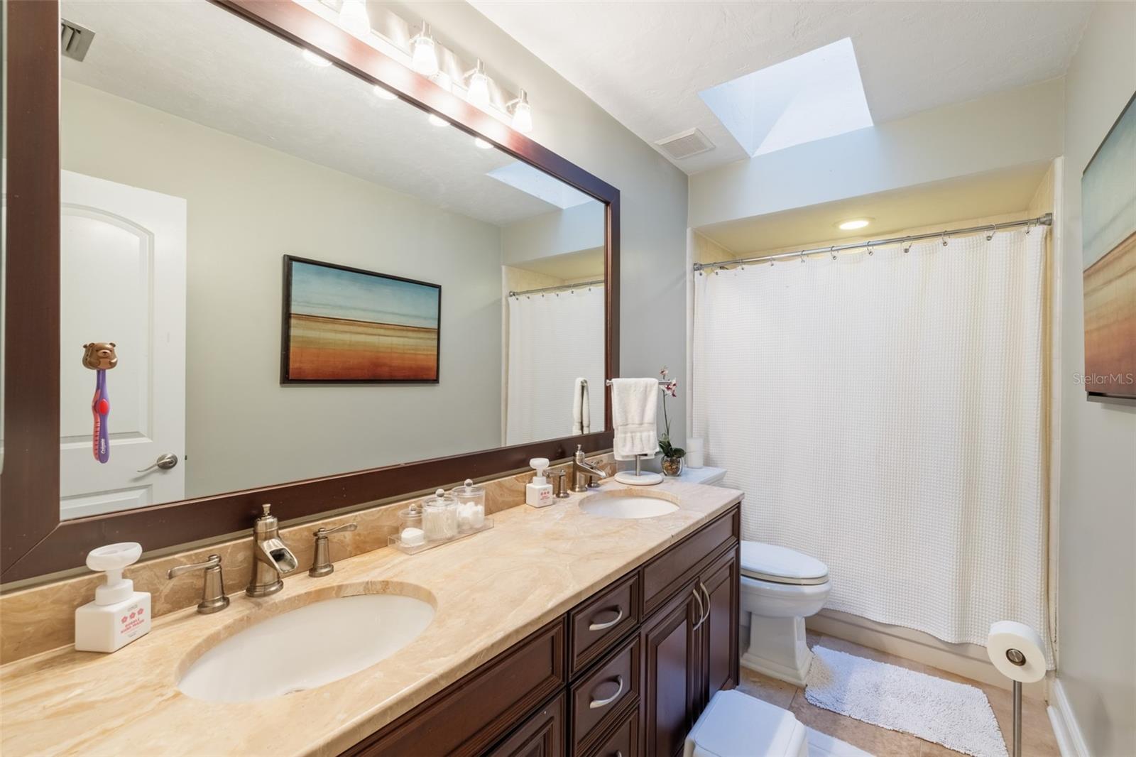 Image 23 of 58 For 2334 15th Place