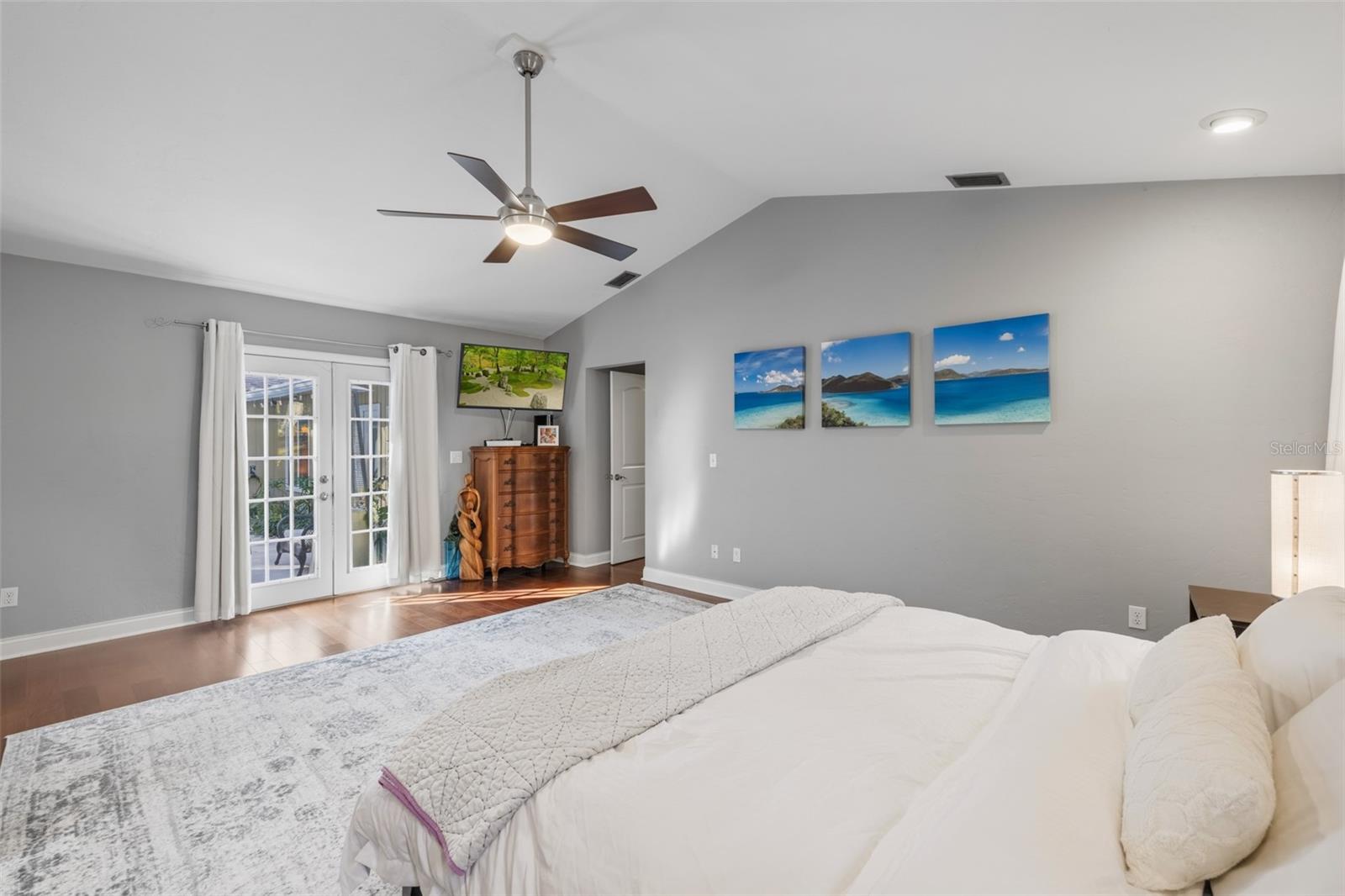 Image 31 of 58 For 2334 15th Place