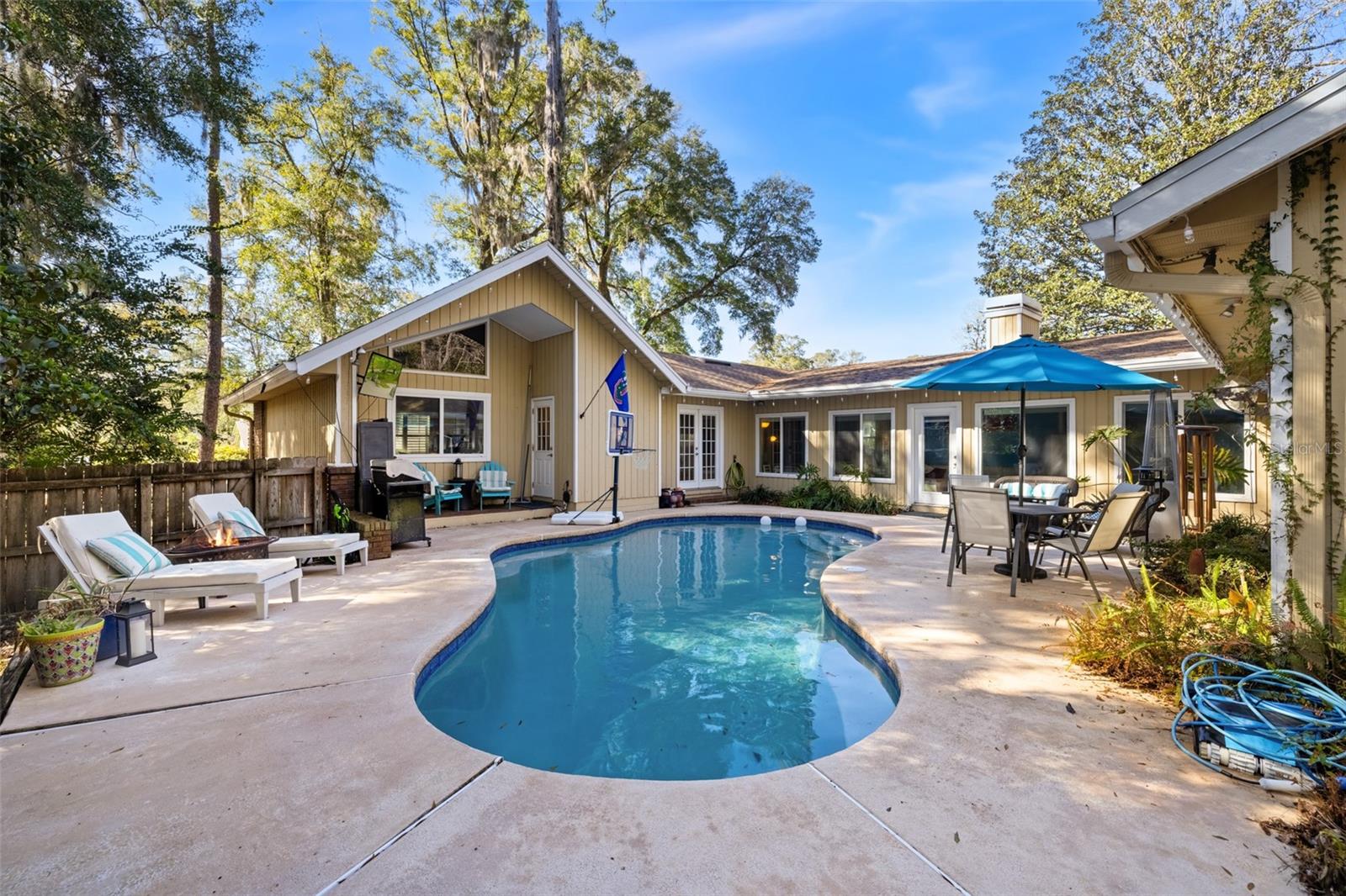 Image 47 of 58 For 2334 15th Place