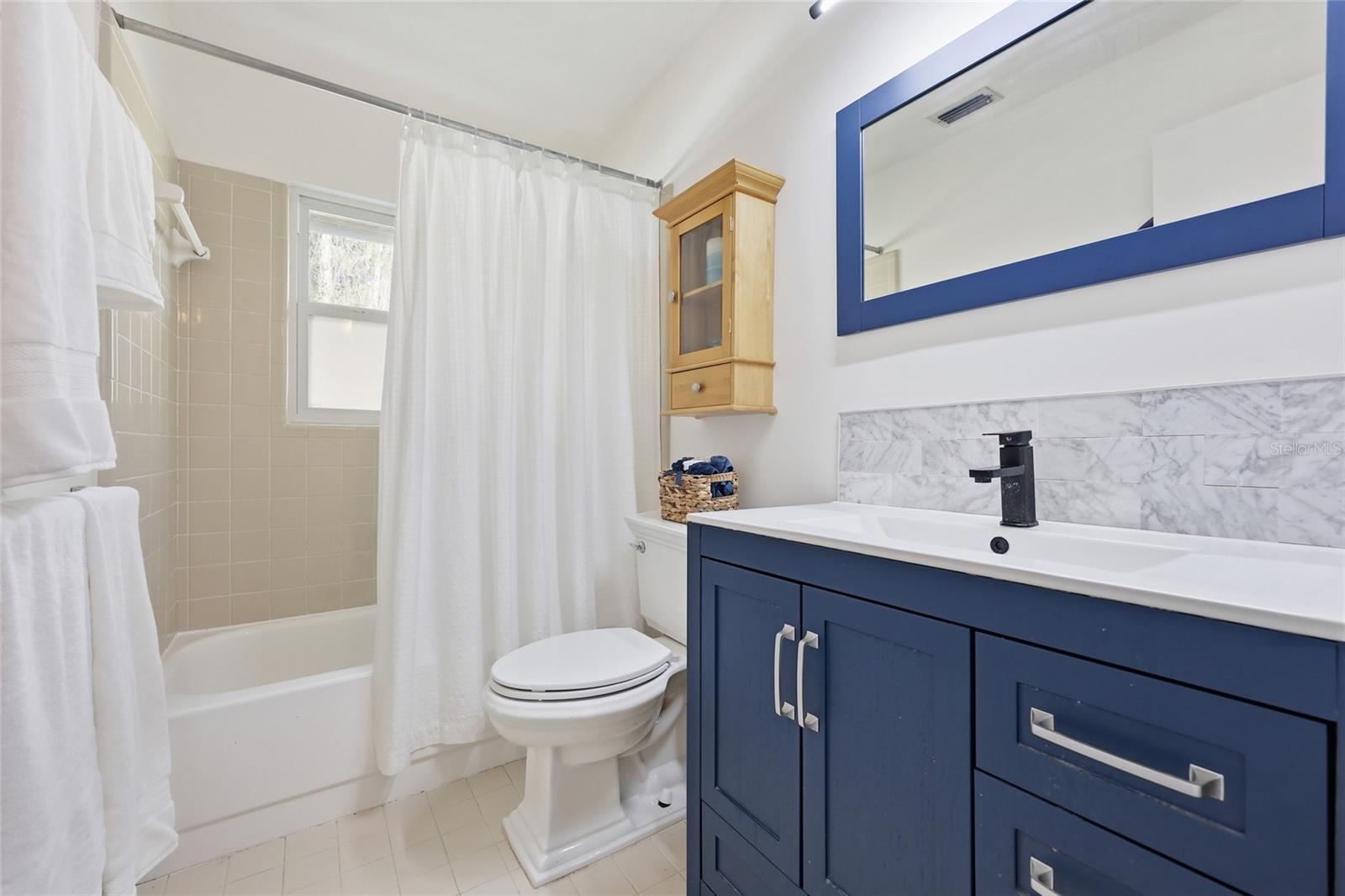 Image 16 of 26 For 6526 33rd Terrace