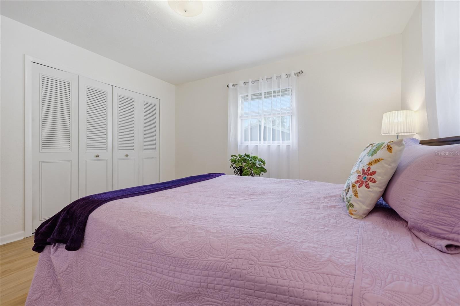 Image 20 of 26 For 6526 33rd Terrace