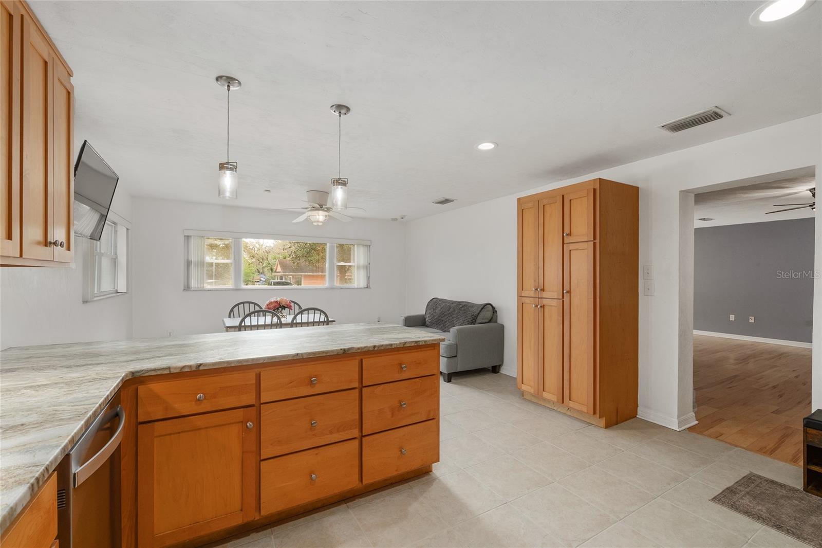 Image 15 of 48 For 14404 145th Terrace