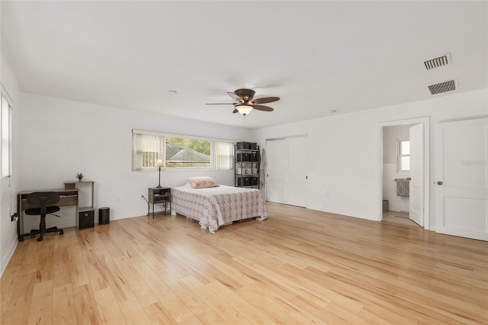 Image 19 of 48 For 14404 145th Terrace