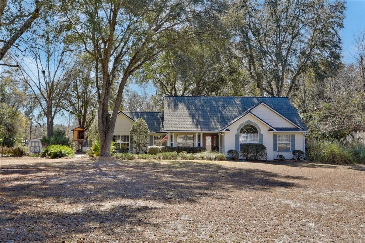 Image 2 of 39 For 422 Magnolia Lane