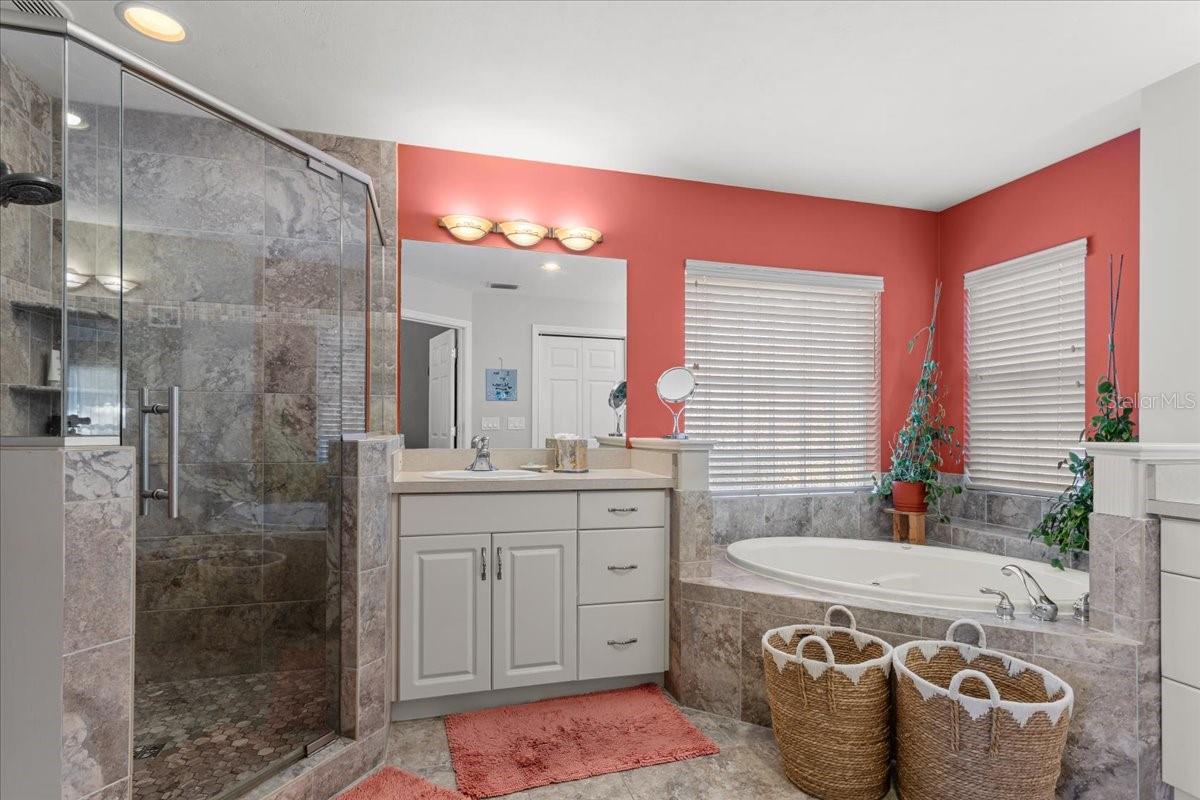 Image 30 of 39 For 422 Magnolia Lane