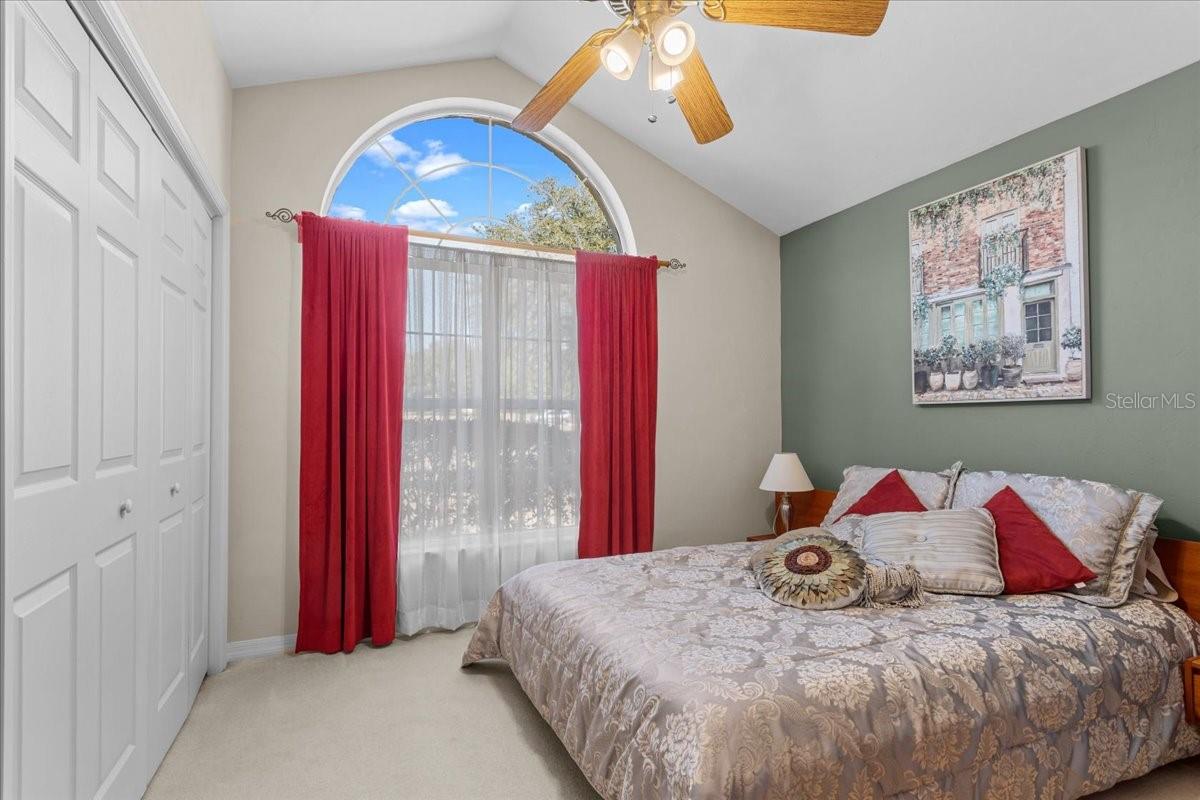 Image 34 of 39 For 422 Magnolia Lane