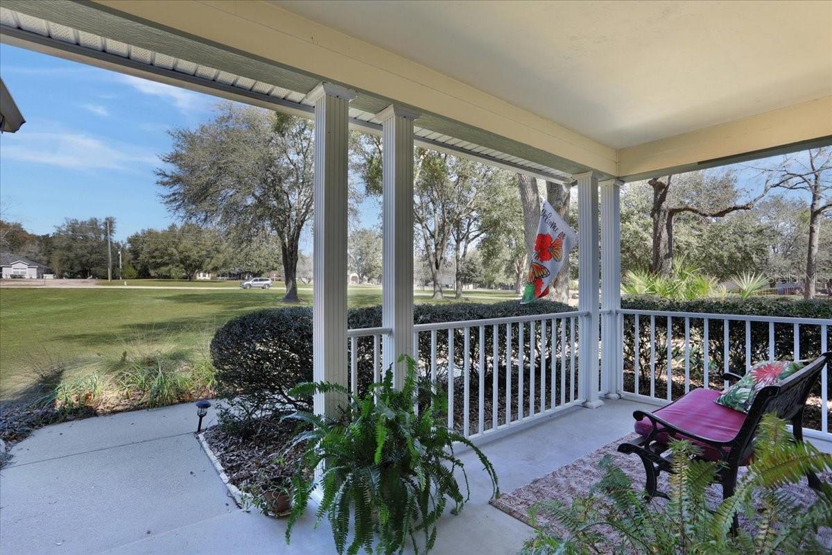 Image 5 of 39 For 422 Magnolia Lane