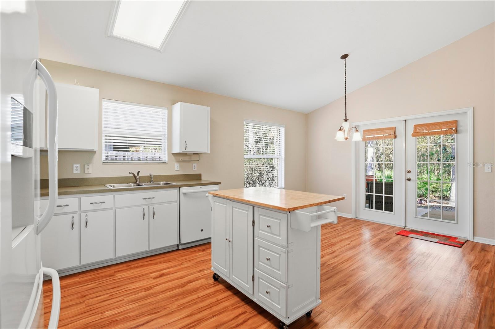 Image 7 of 26 For 2016 50th Place