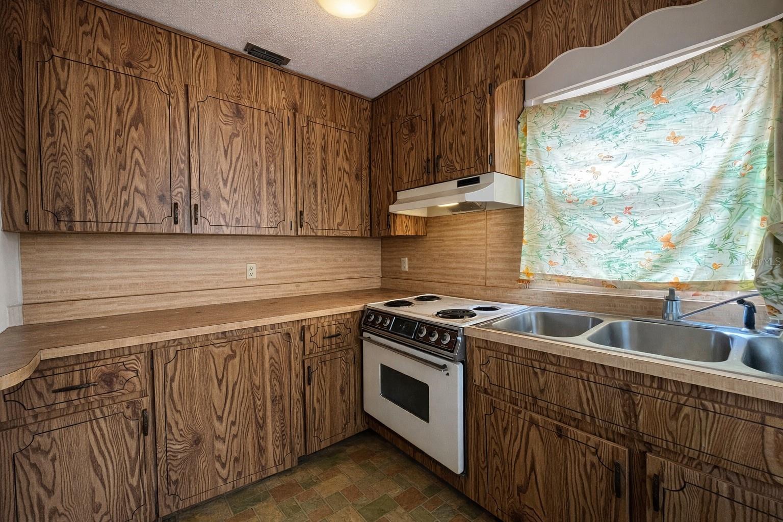 Image 49 of 57 For 355 Marvin Burnett Road